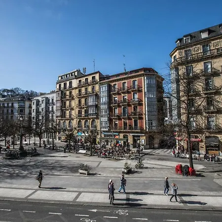 Easo53,piso Nuevo,centro Ciudad A 500m De La Playa Apartment